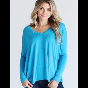 Piko vneck long sleeve